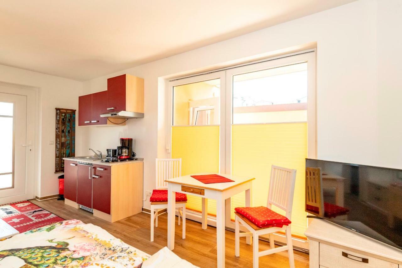 Villa Mia Nr 1 Mit Terrasse Eg 1 Raum Wohnung Goehren  Exterior photo